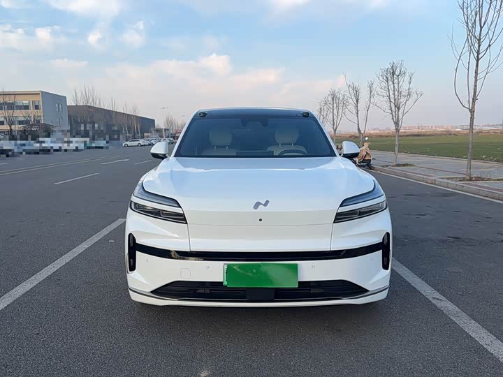 Фото 2 - Nio Onvo L90