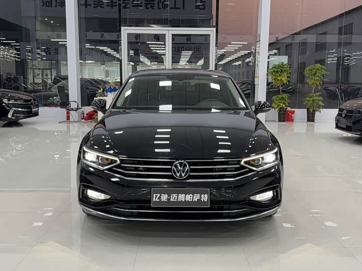 Фото 2 - Volkswagen Magotan