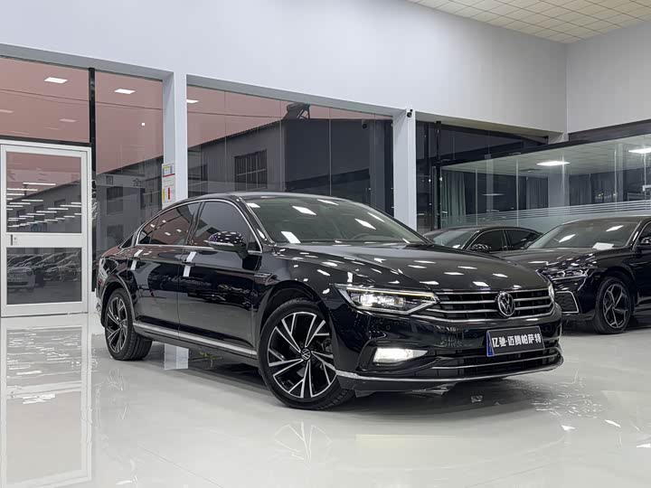 Фото 3 - Volkswagen Magotan