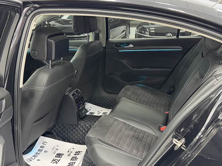 Фото 8 - Volkswagen Magotan