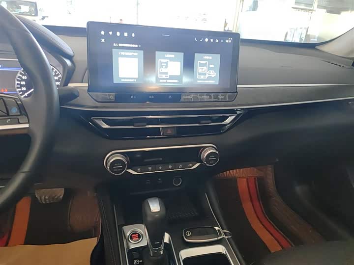 Фото 13 - Nissan Teana