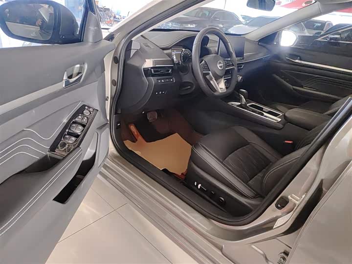 Фото 16 - Nissan Teana