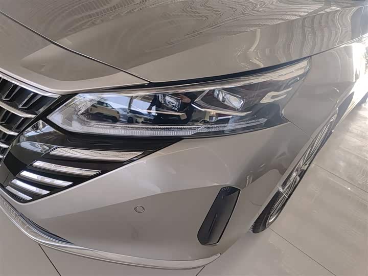 Фото 24 - Nissan Teana