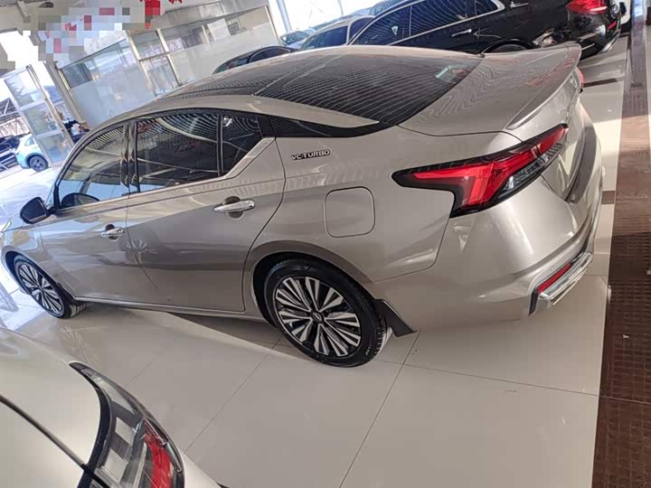 Фото 5 - Nissan Teana