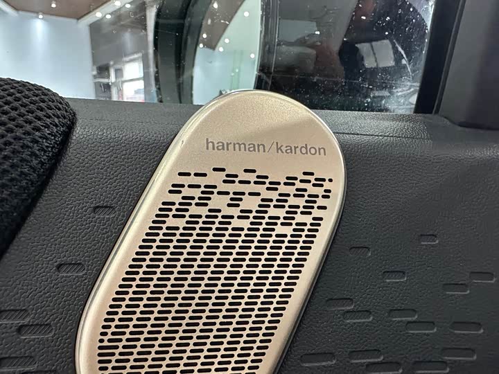 Фото 7 - Mini Cooper