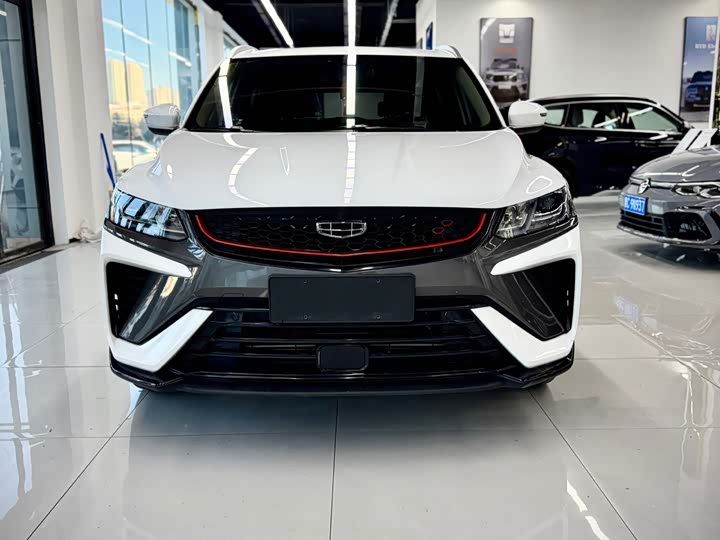 Фото 2 - Geely Coolray