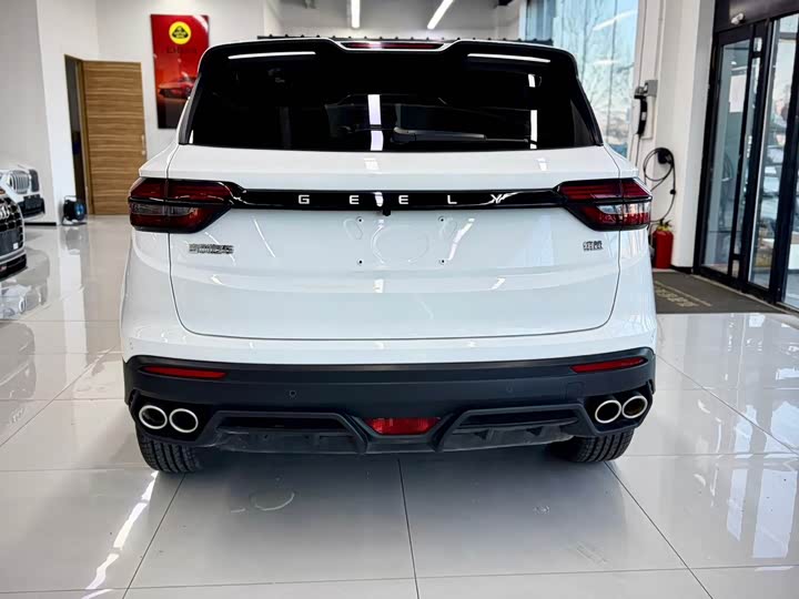 Фото 5 - Geely Coolray