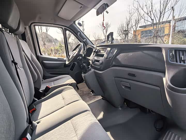 Фото 13 - Foton Tuyano