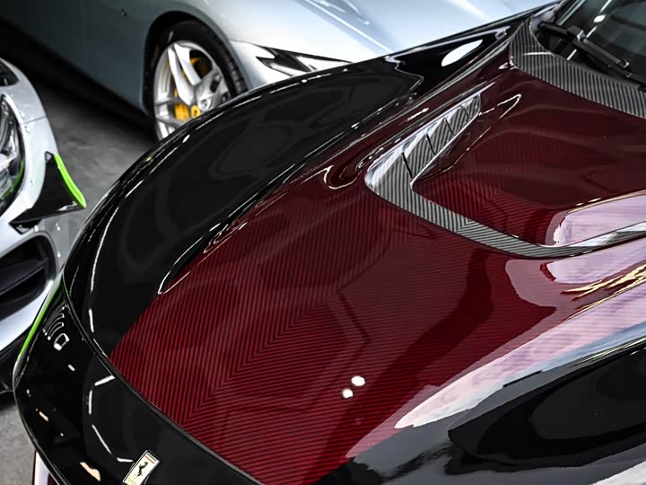 Фото 32 - Ferrari Purosangue