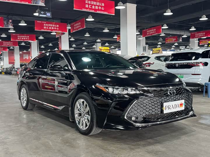 Фото 3 - Toyota Avalon