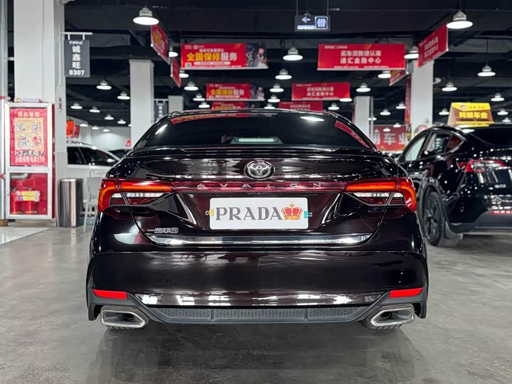 Фото 5 - Toyota Avalon