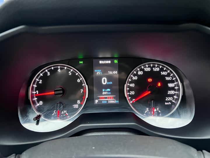 Фото 12 - Toyota Wildlander