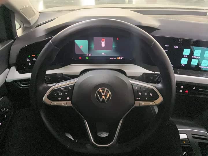 Фото 11 - Volkswagen Golf