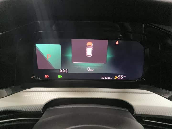 Фото 12 - Volkswagen Golf