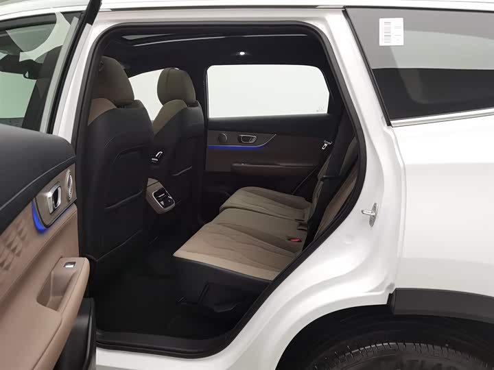 Фото 15 - Chery Tiggo 8 Plus