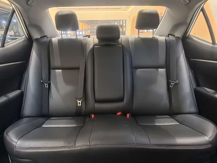 Фото 12 - Toyota Corolla Hybrid