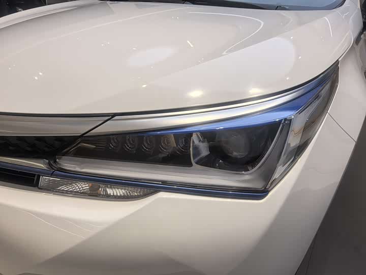 Фото 19 - Toyota Corolla Hybrid