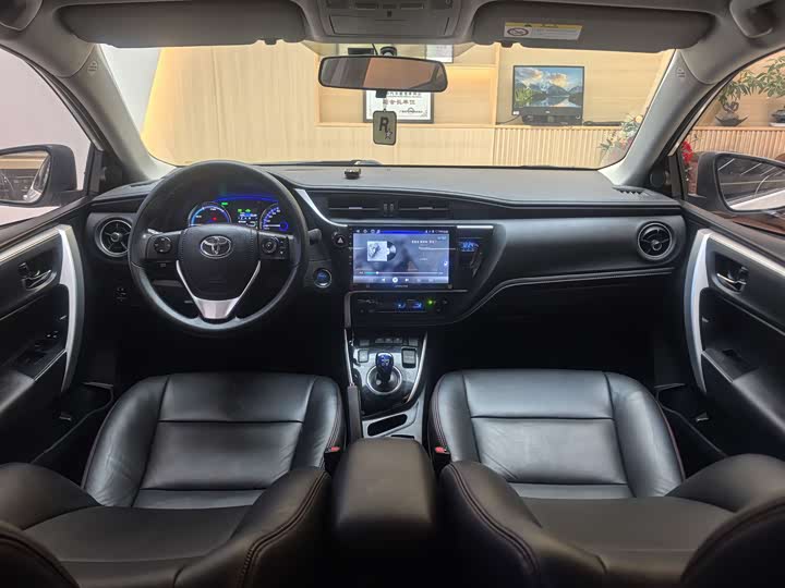 Фото 9 - Toyota Corolla Hybrid