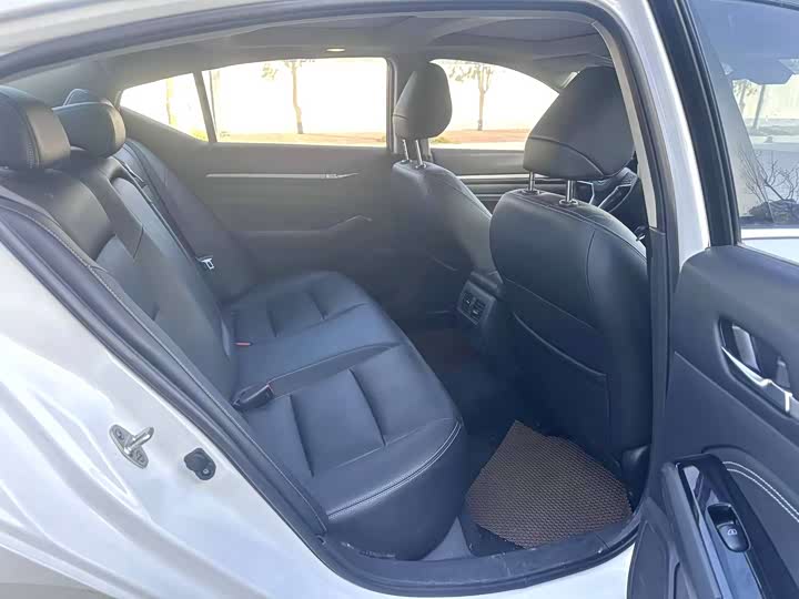 Фото 5 - Nissan Teana