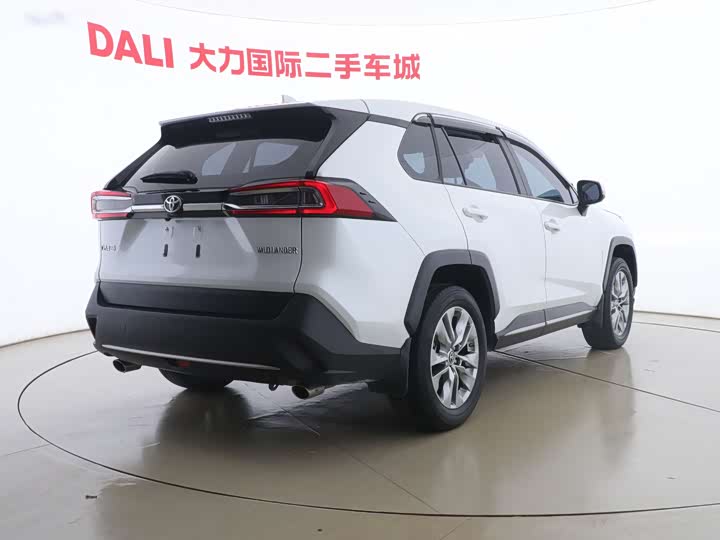 Фото 13 - Toyota Wildlander