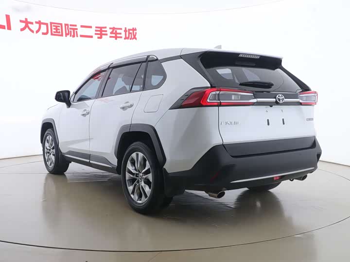 Фото 14 - Toyota Wildlander