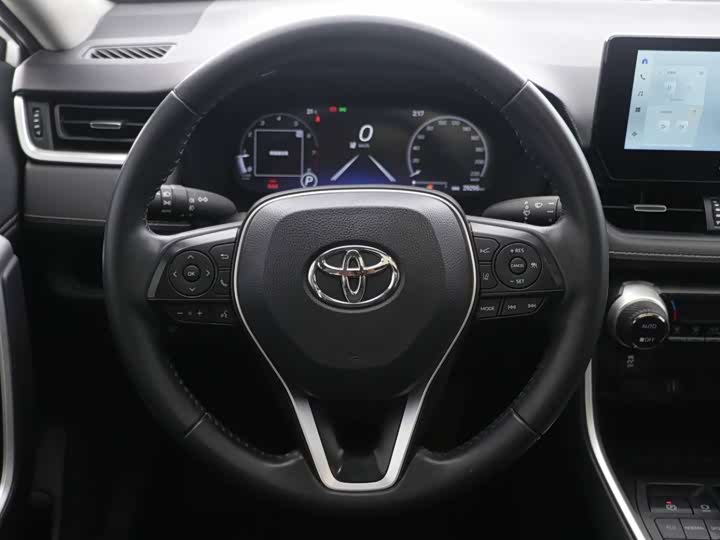 Фото 4 - Toyota Wildlander