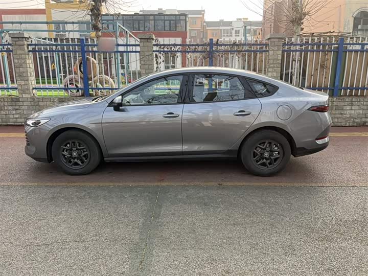 Фото 11 - BYD Qin Plus