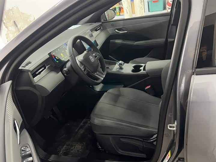 Фото 12 - BYD Qin Plus