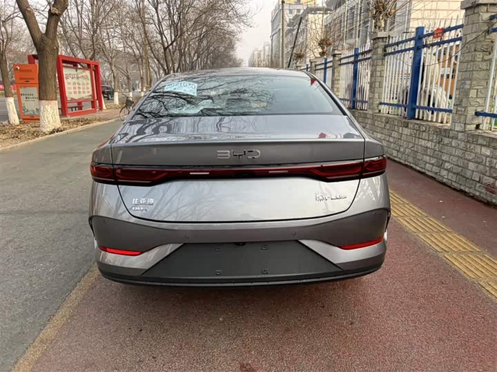 Фото 14 - BYD Qin Plus