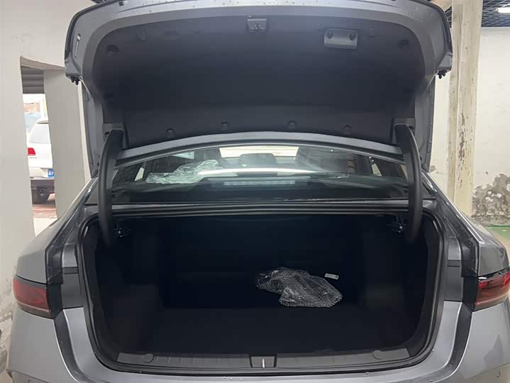 Фото 17 - BYD Qin Plus