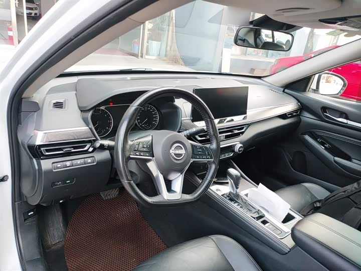 Фото 12 - Nissan Teana