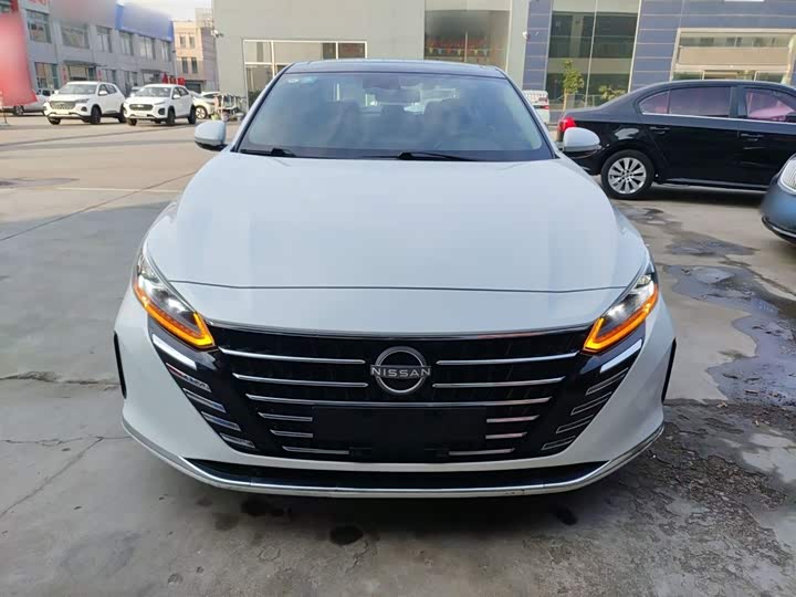 Фото 19 - Nissan Teana