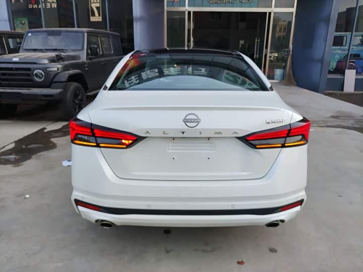 Фото 22 - Nissan Teana