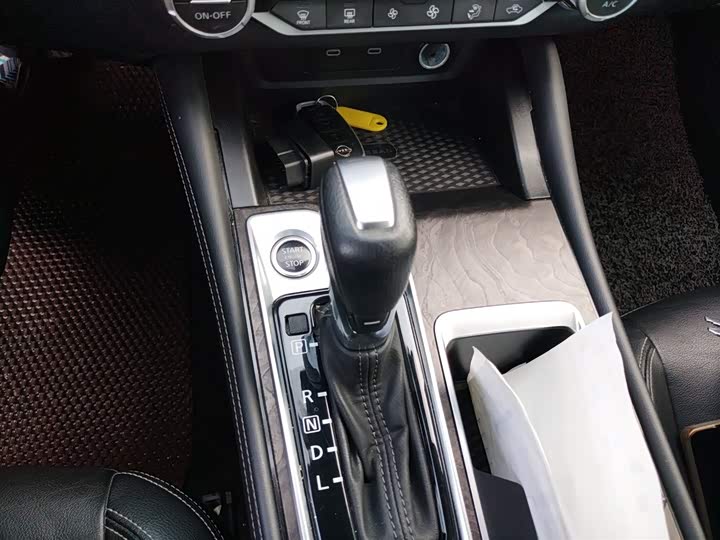 Фото 6 - Nissan Teana