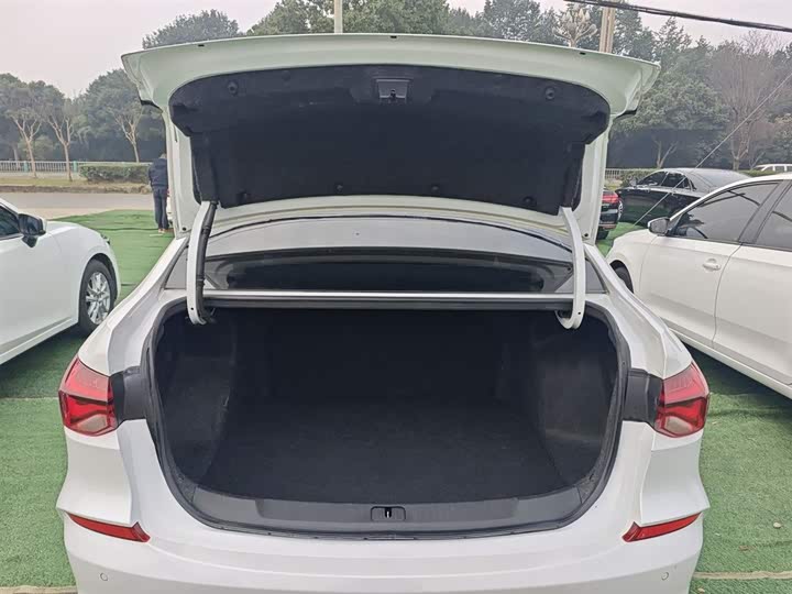 Фото 19 - Chevrolet Monza