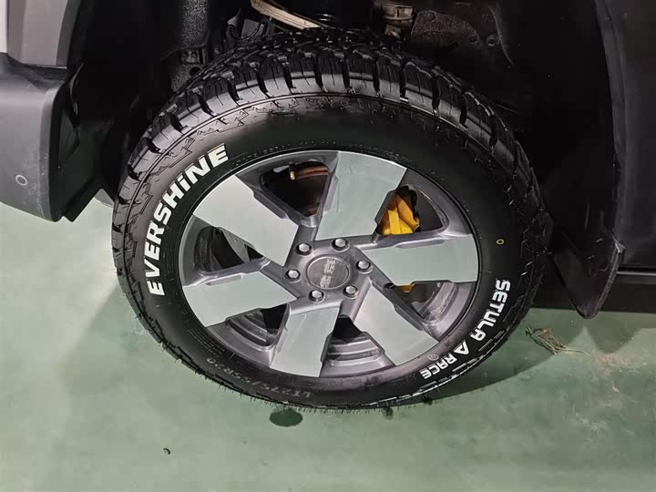 Фото 23 - BAIC Beijing BJ40 Hybrid