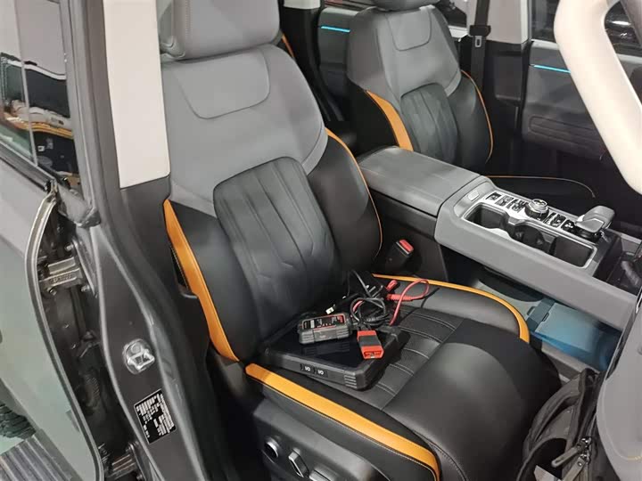 Фото 25 - BAIC Beijing BJ40 Hybrid