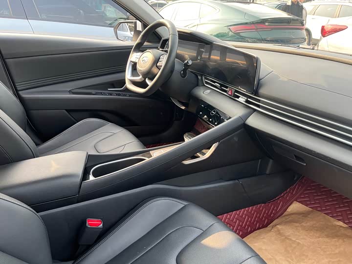 Фото 11 - Hyundai Elantra N line