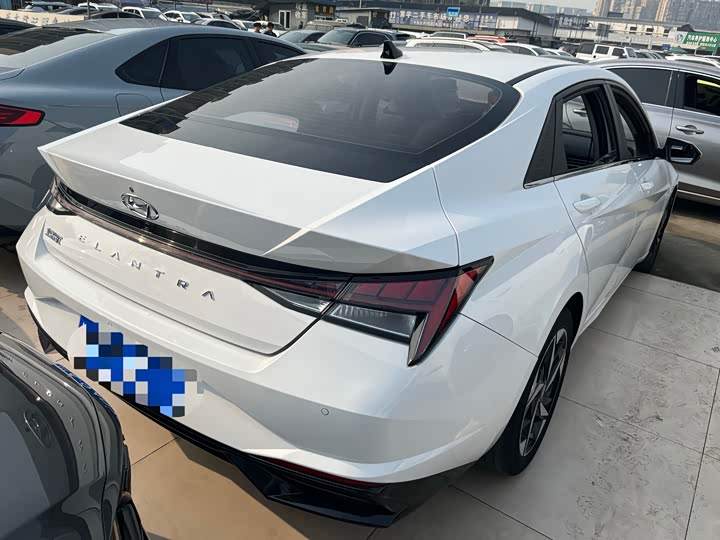 Фото 14 - Hyundai Elantra N line