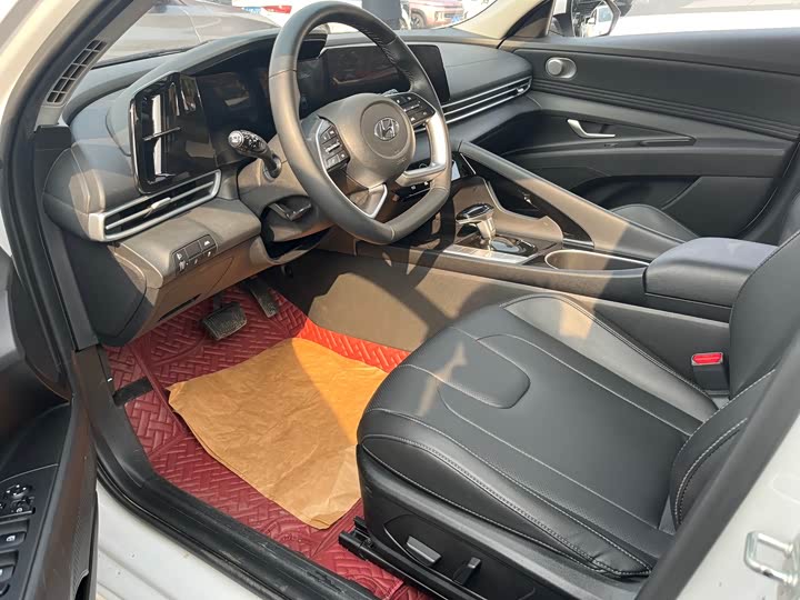 Фото 6 - Hyundai Elantra N line