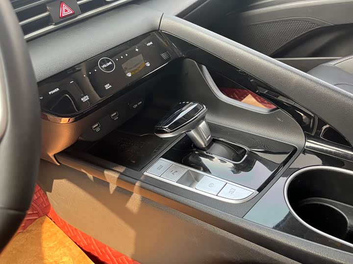 Фото 7 - Hyundai Elantra N line