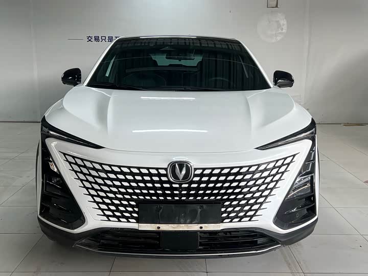 Фото 2 - Changan UNI-T