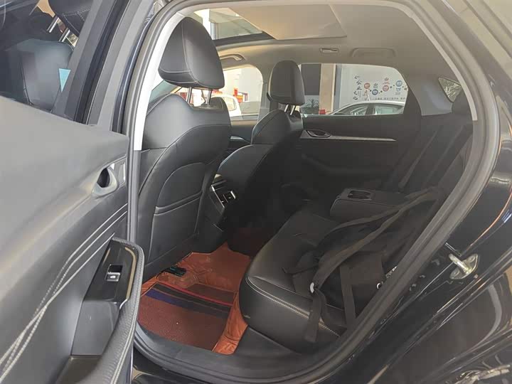 Фото 17 - Geely Preface