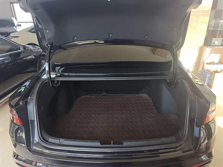 Фото 19 - Geely Preface