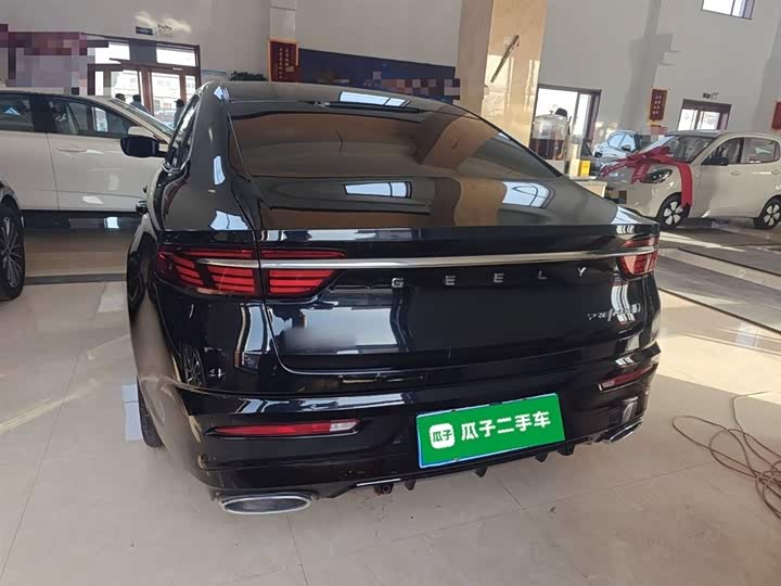 Фото 6 - Geely Preface