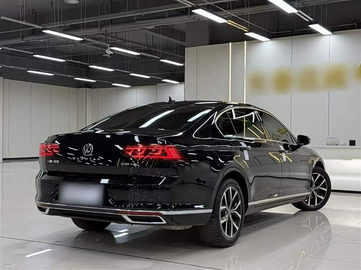 Фото 7 - Volkswagen Magotan