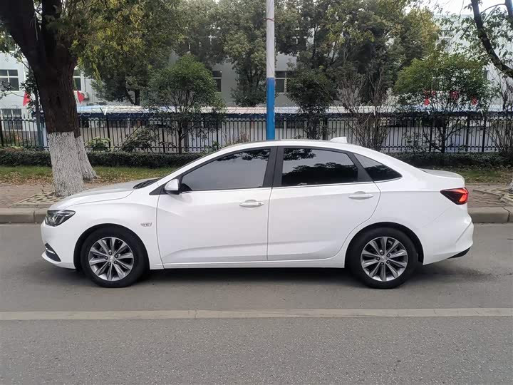 Фото 5 - Chevrolet Monza