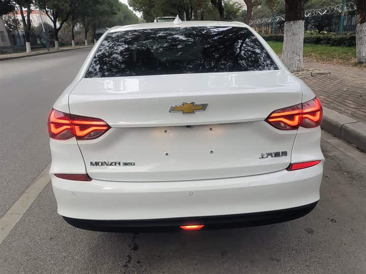 Фото 6 - Chevrolet Monza