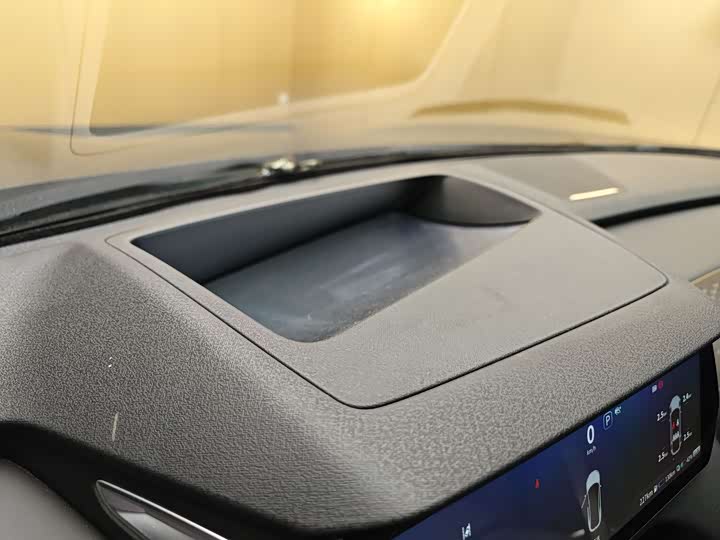 Фото 15 - Changan Deepal SL03