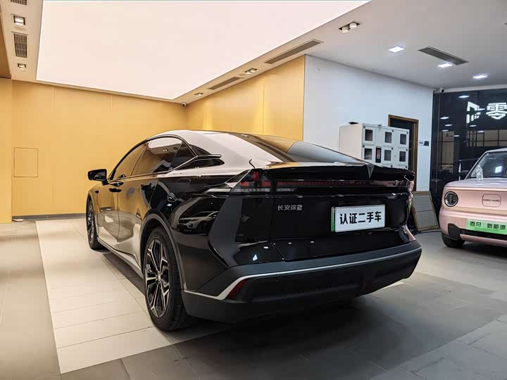 Фото 25 - Changan Deepal SL03